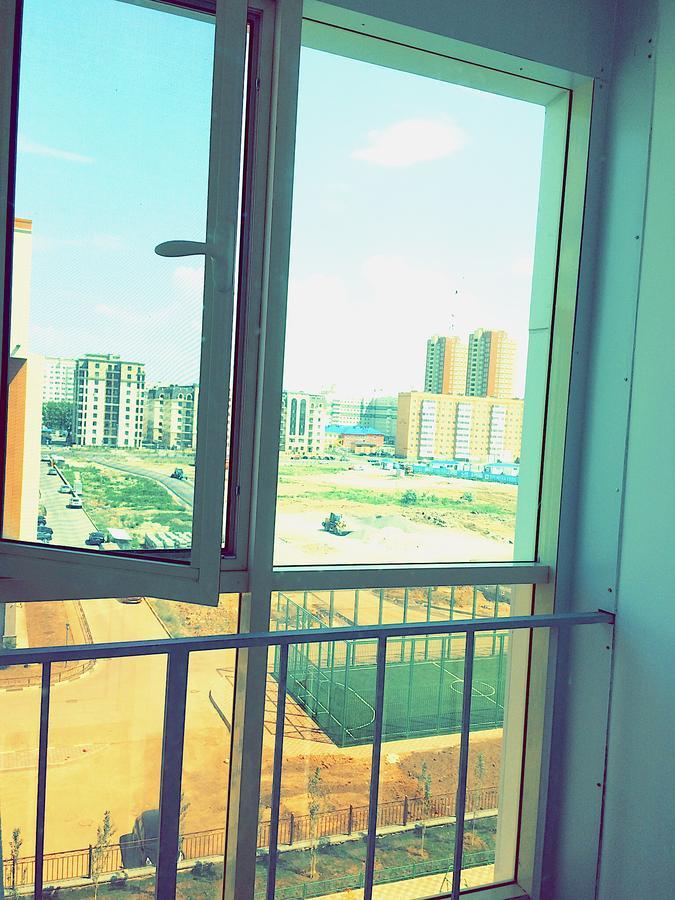 Vesna Apartments In The Center Astana Bagian luar foto